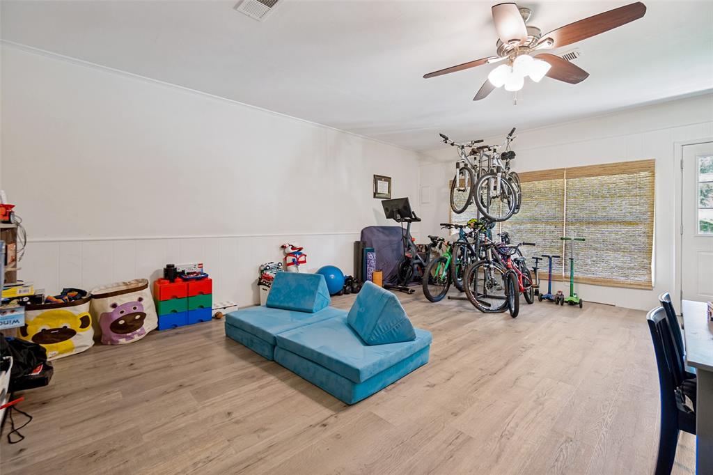 4372 Royal Ridge Drive Dallas, TX 75229 - Photo 17 of 25