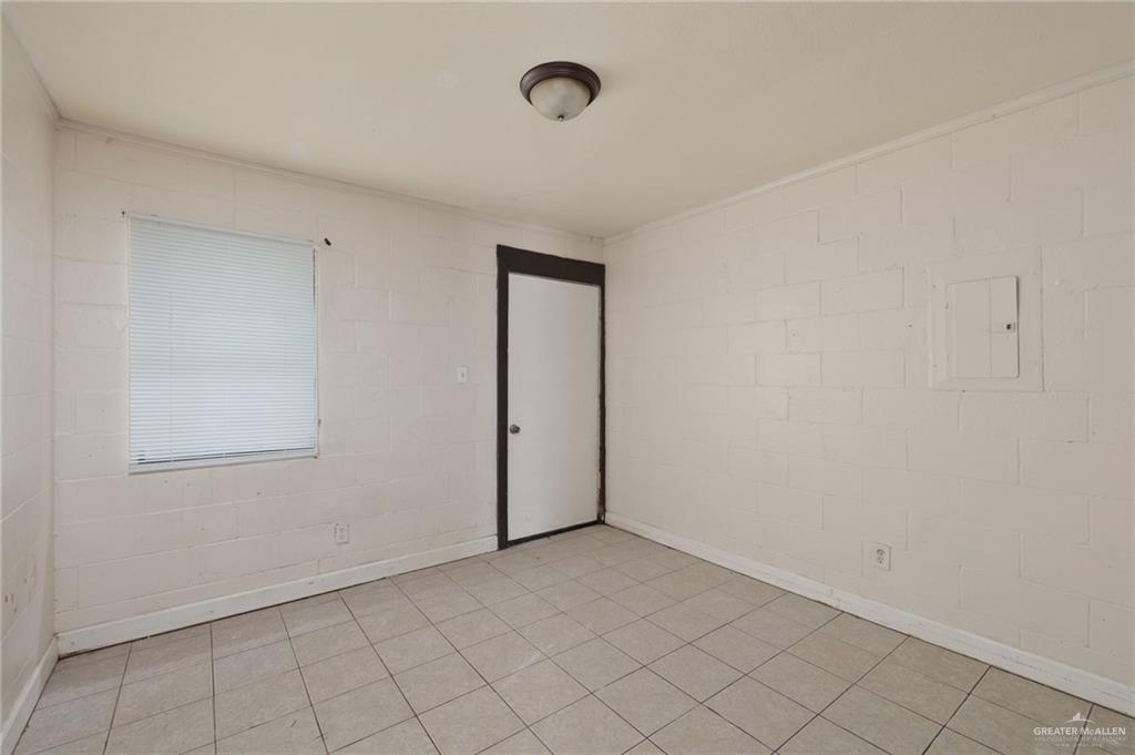 301 Elida Street Mission, TX 78573 - Photo 6 of 15
