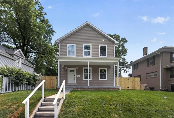 $369,900 | 1026 Clover Street, South Bend, IN 46615