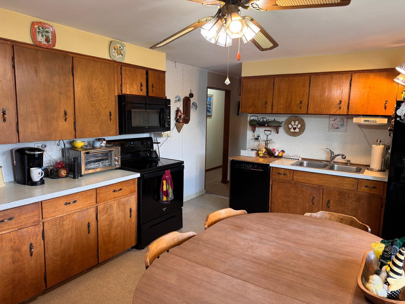 801 State Road Mapleton, ME 04757 - Photo 8 of 29 Kitchen