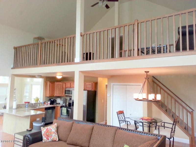 260 West Lakeview Road Lackawaxen, PA 18435 - Photo 13 of 37