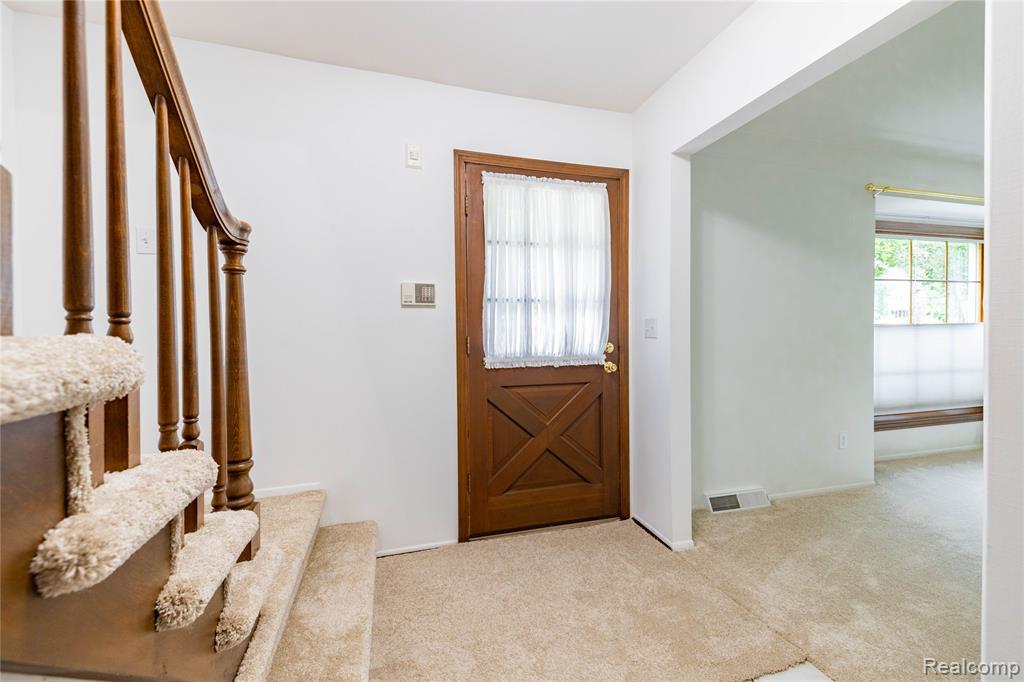 7611 Ferry Road Grosse Ile, MI 48138 - Photo 11 of 51