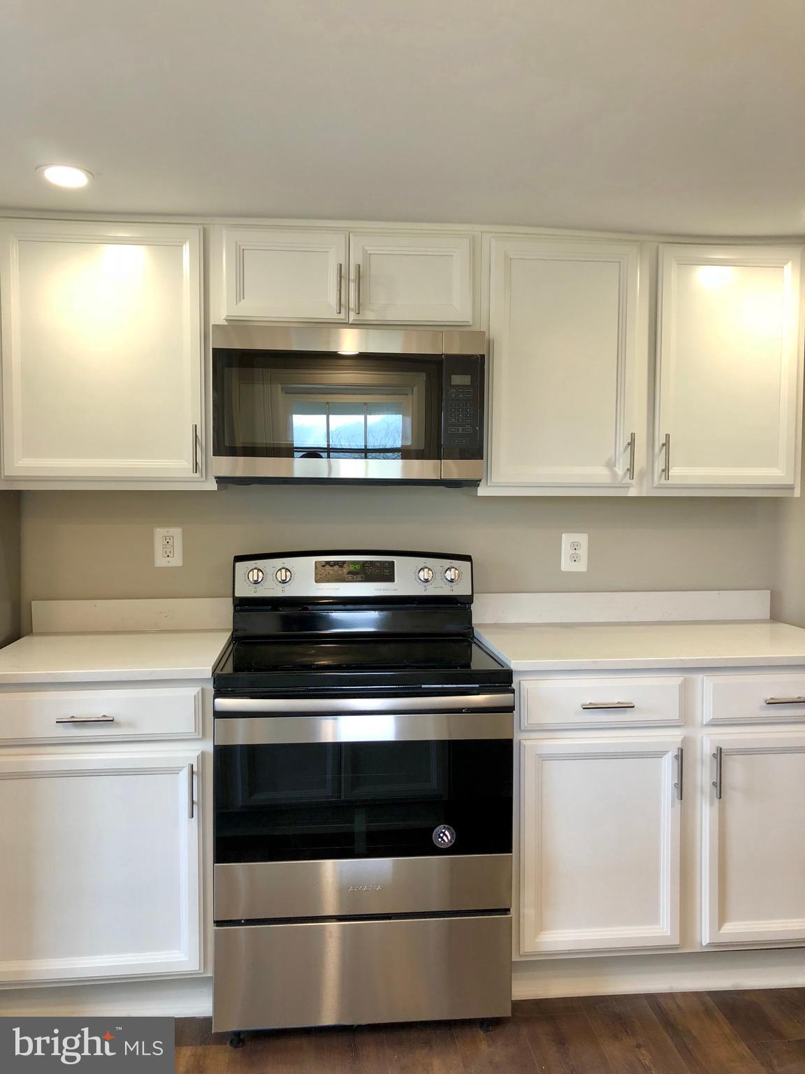 5913 Broad Run Road Jefferson, MD 21755 - Photo 5 of 14 NEW ENERGY EFFICIENT APPLIANCES