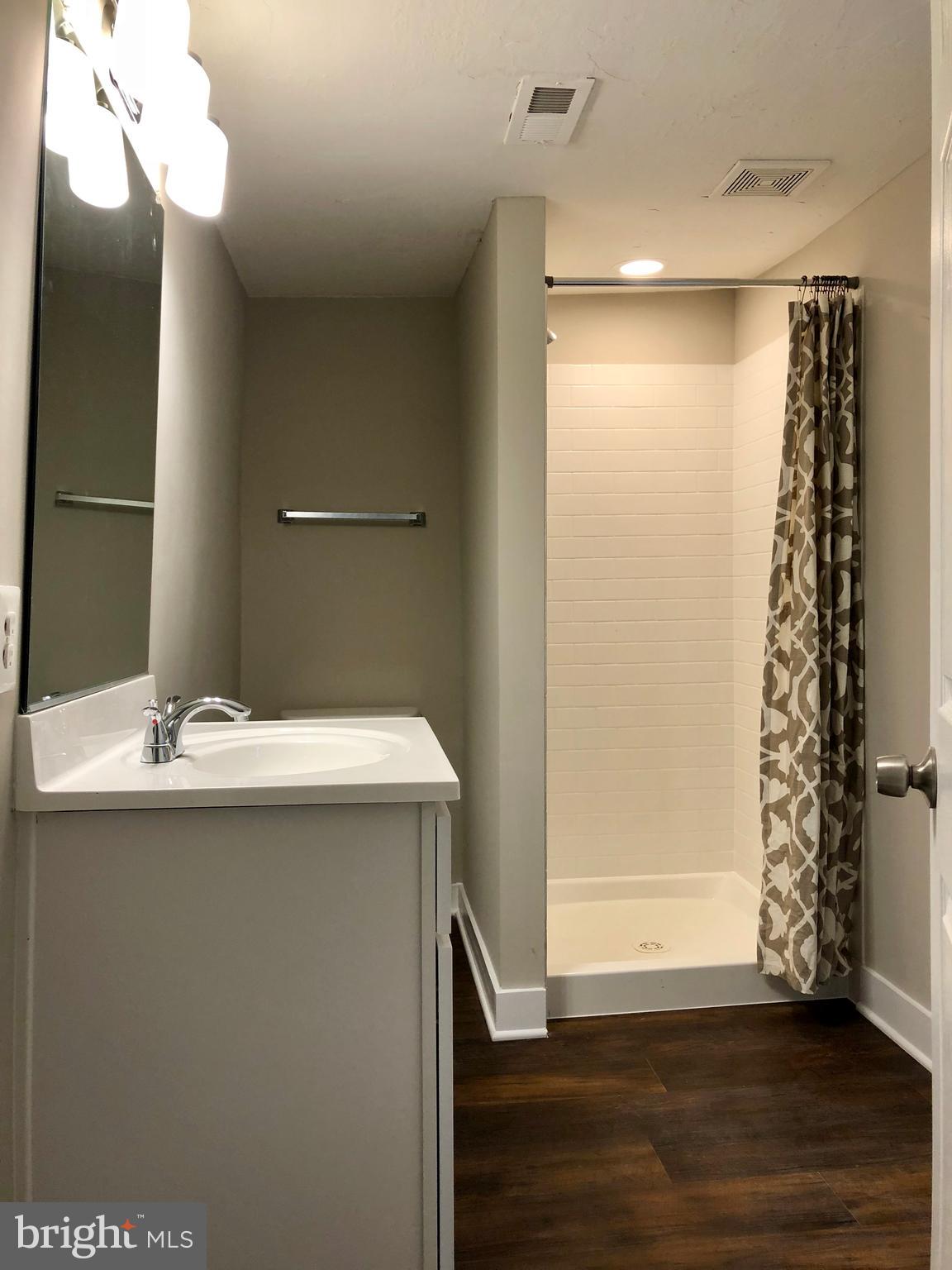 5913 Broad Run Road Jefferson, MD 21755 - Photo 7 of 14 NEWLY ADDED UPPER LEVEL BATH