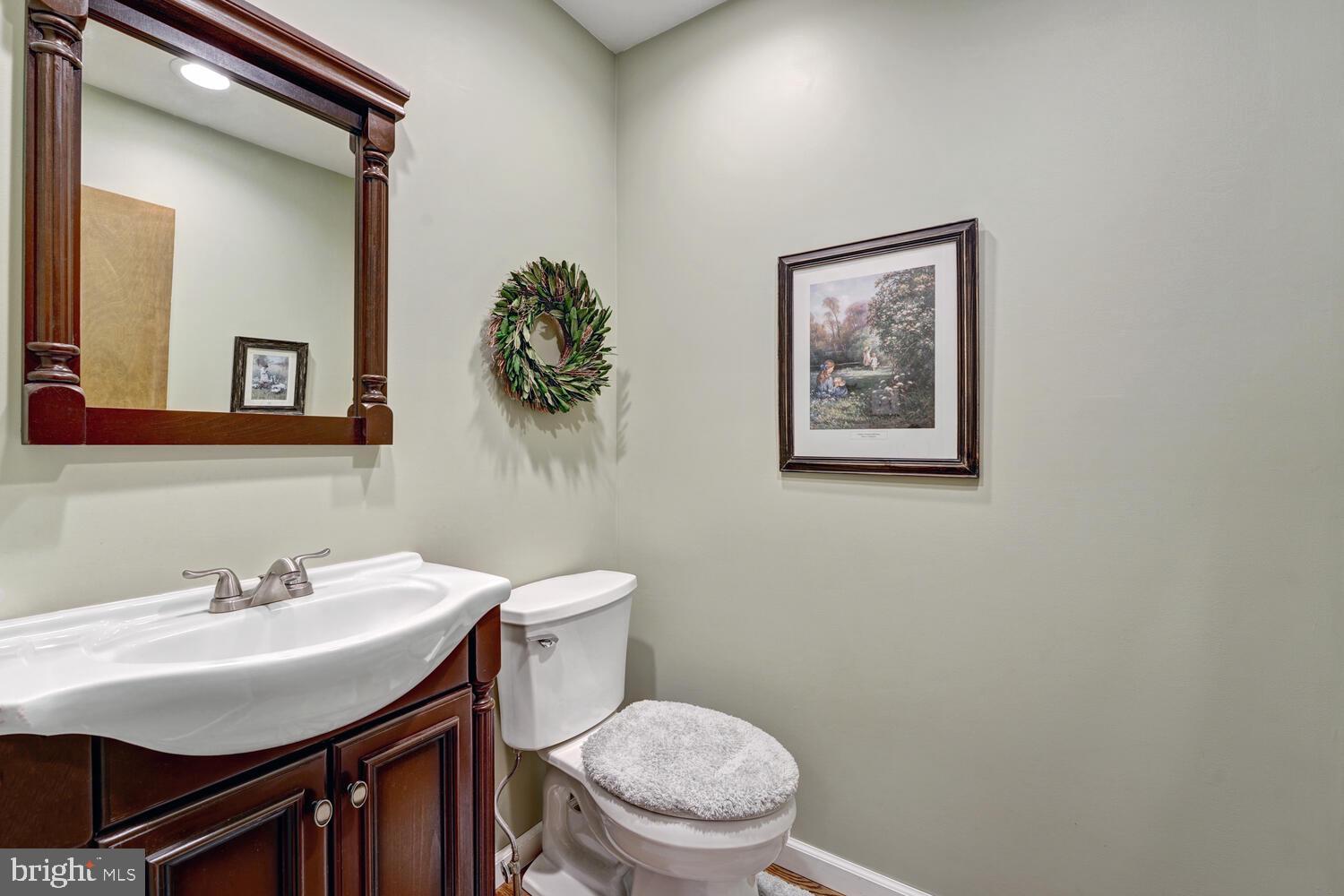 813 Marlboro Spring Road Kennett Square, PA 19348 - Photo 21 of 57 Powder Room