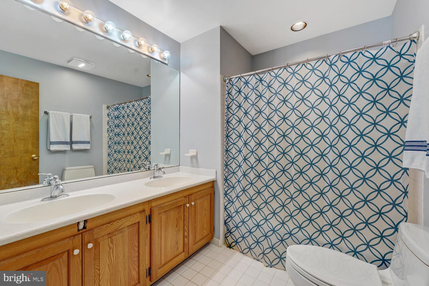813 Marlboro Spring Road Kennett Square, PA 19348 - Photo 35 of 57 Hall Bathroom