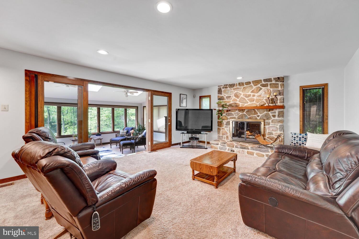 813 Marlboro Spring Road Kennett Square, PA 19348 - Photo 10 of 57 Lovely Family Room