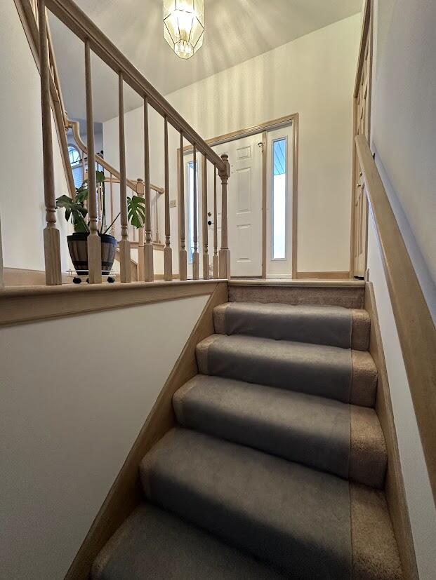 1518 West 96th Place Crown Point, IN 46307 - Photo 28 of 37 a living room with furniture