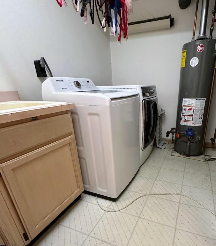 1518 West 96th Place Crown Point, IN 46307 - Photo 32 of 37 a utility room with dryer and washer