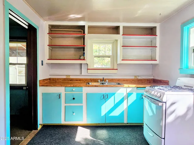 $850,000 | 500 Tombstone Canyon, Bisbee, AZ 85603