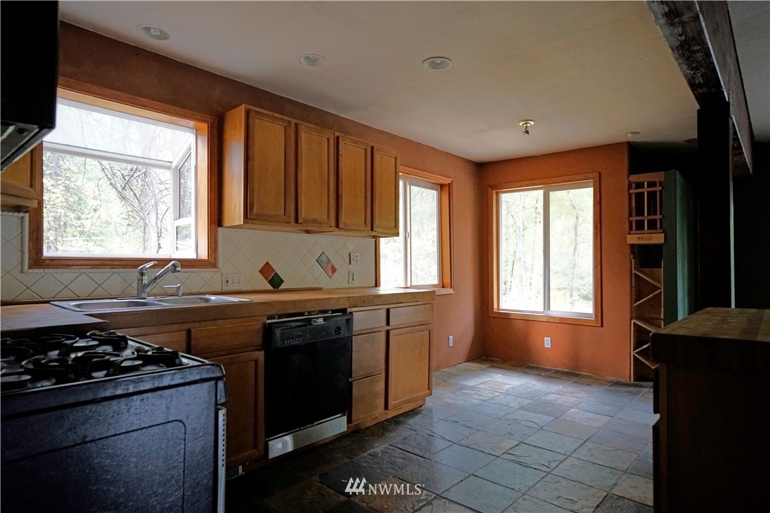 18075 Entiat River Road Entiat, WA 98822 - Photo 10 of 25 Gallery Image 10