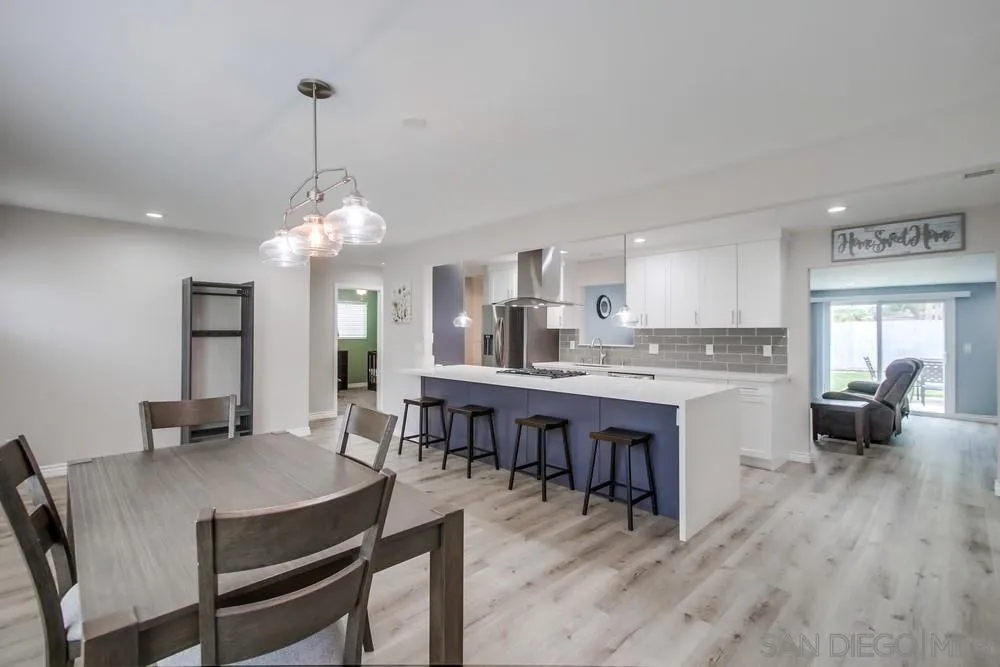 8759 Innsdale Avenue Spring Valley, CA 91977 - Photo 4 of 33 Gallery Image 4