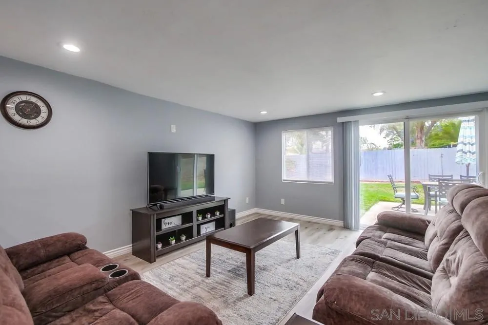 8759 Innsdale Avenue Spring Valley, CA 91977 - Photo 10 of 33 Gallery Image 10
