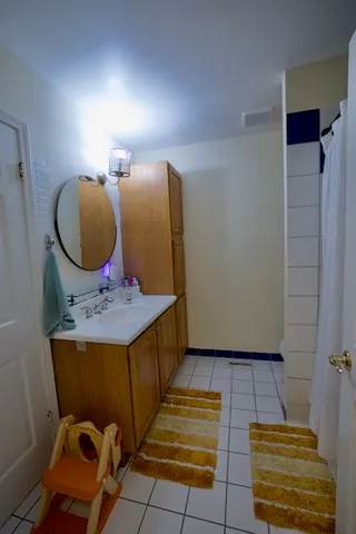 $3,200 | 5 Castlegate Court, Vernon Hills, IL 60061