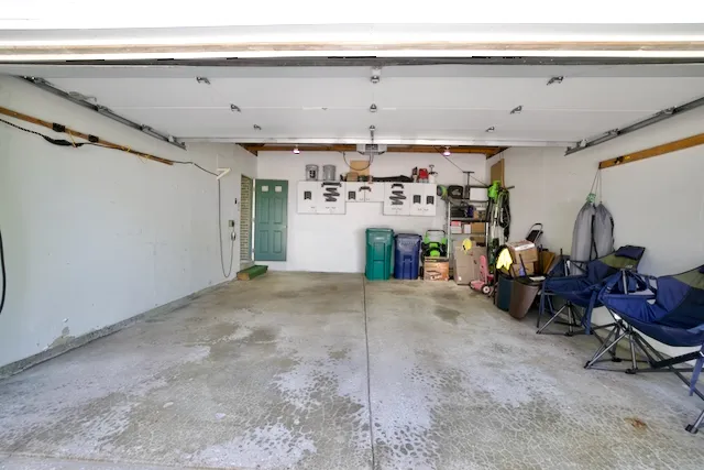 $3,200 | 5 Castlegate Court, Vernon Hills, IL 60061