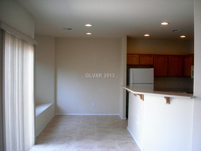Property Photo. Dining room w/window seat
