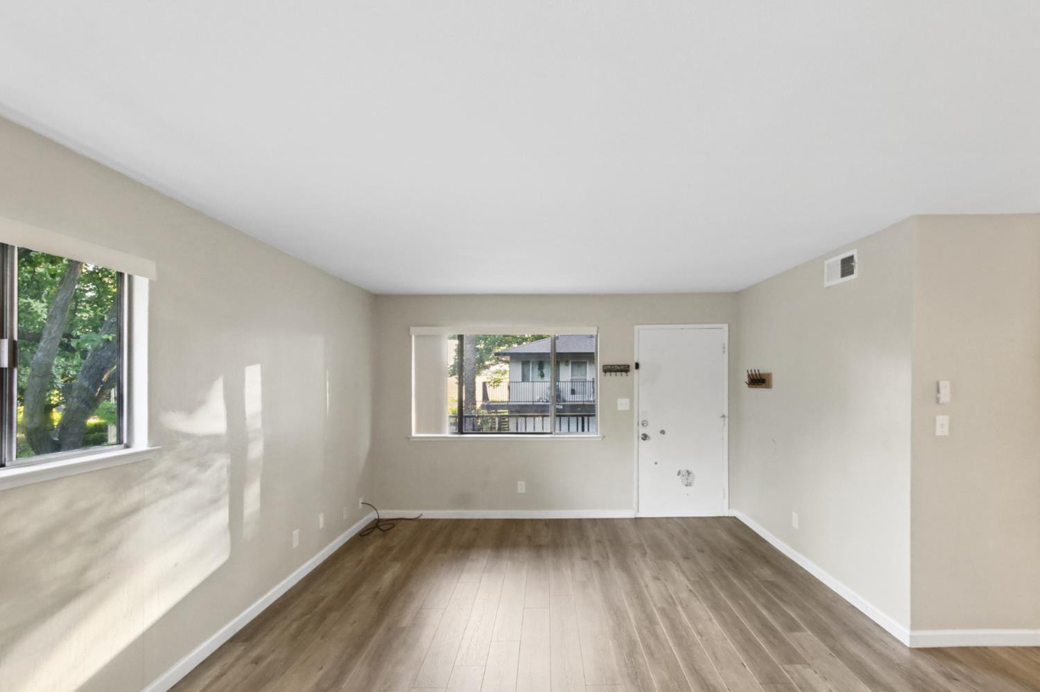 2911 Austin Street, Unit 4 Davis, CA 95618 - Photo 7 of 35