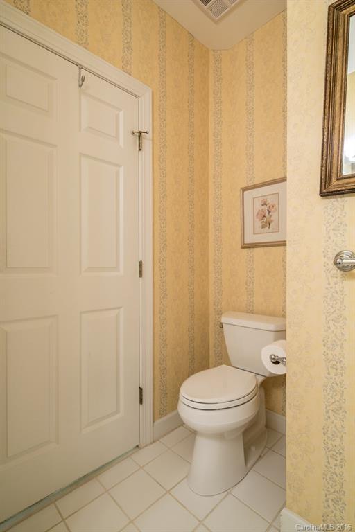 73 Ridgetop Circle, Unit 203 Brevard, NC 28712 - Photo 19 of 24 Gallery Image 19
