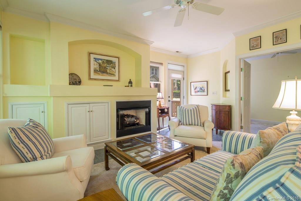 73 Ridgetop Circle, Unit 203 Brevard, NC 28712 - Photo 5 of 24 Gallery Image 5