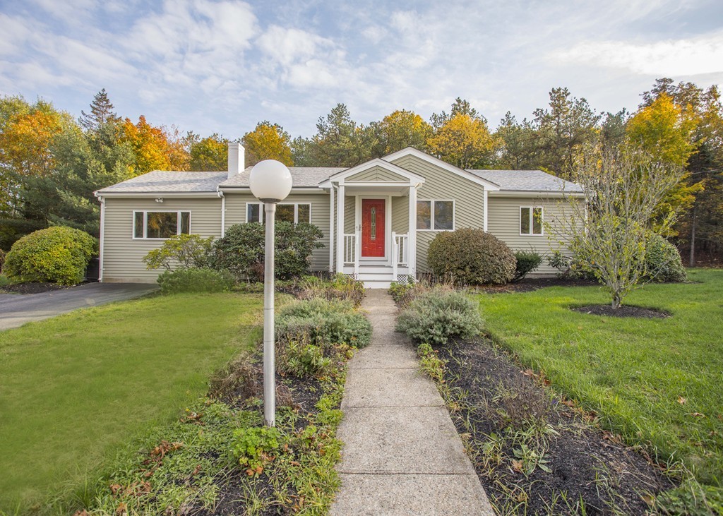6 Marcus Road Sharon, MA 02067 - Photo 1 of 24 a front view of a house with garden