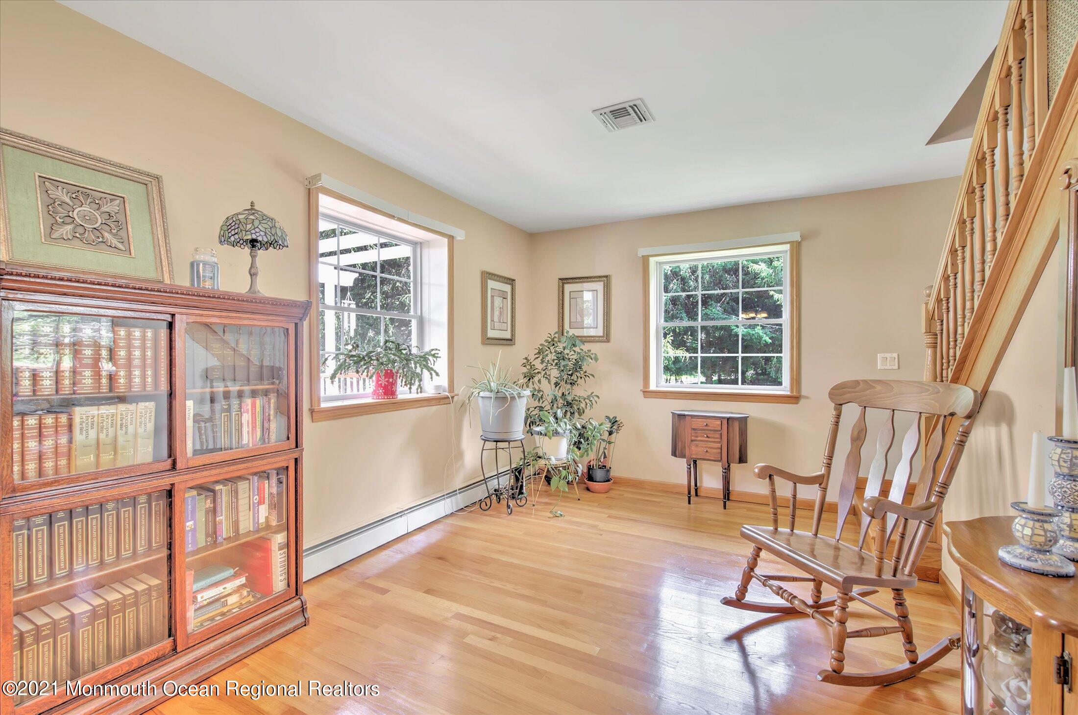 87 Millhurst Road Manalapan, NJ 07726 - Photo 12 of 44 04-LIVING ROOM