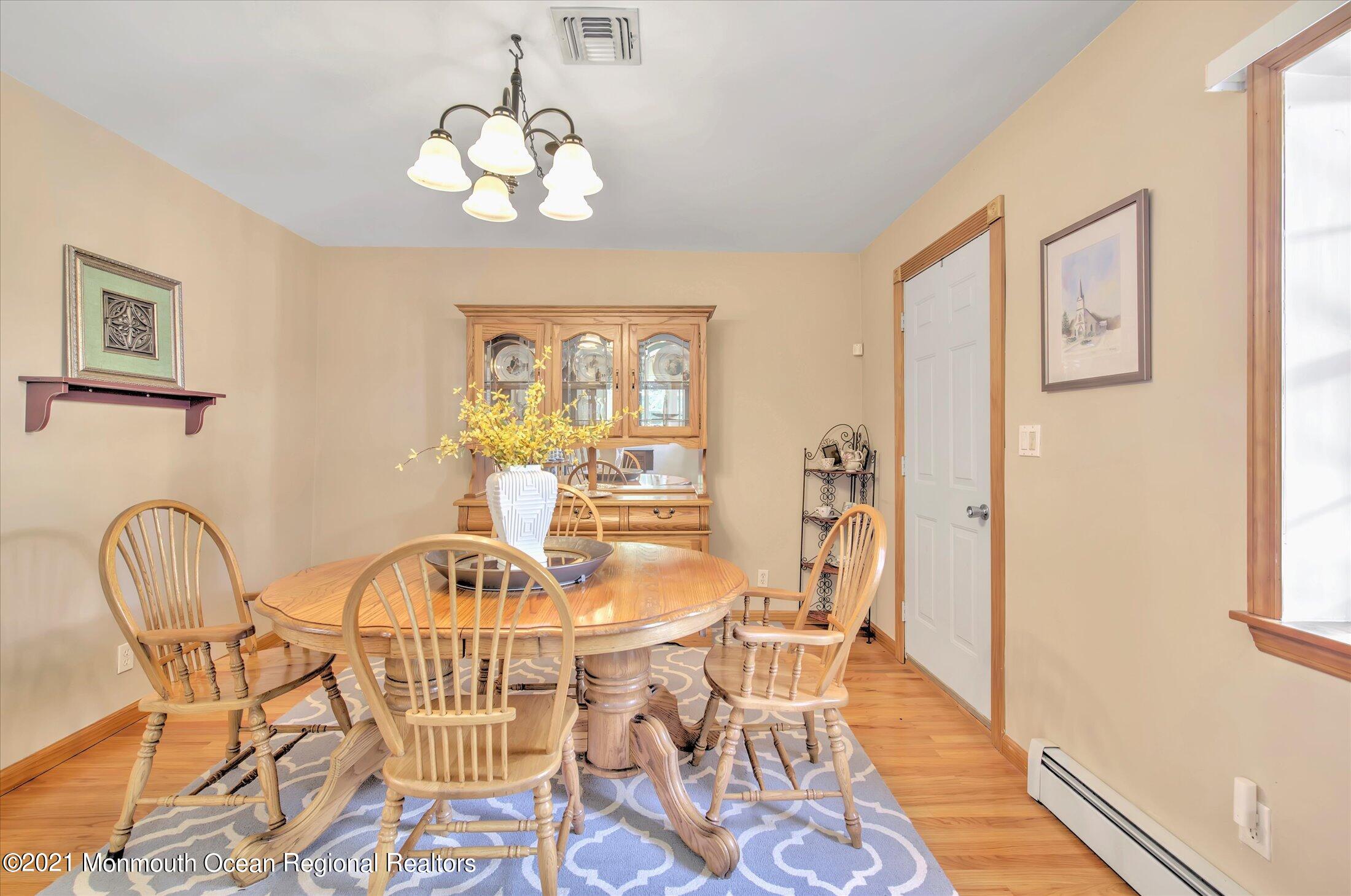 87 Millhurst Road Manalapan, NJ 07726 - Photo 14 of 44 06-DINING ROOM