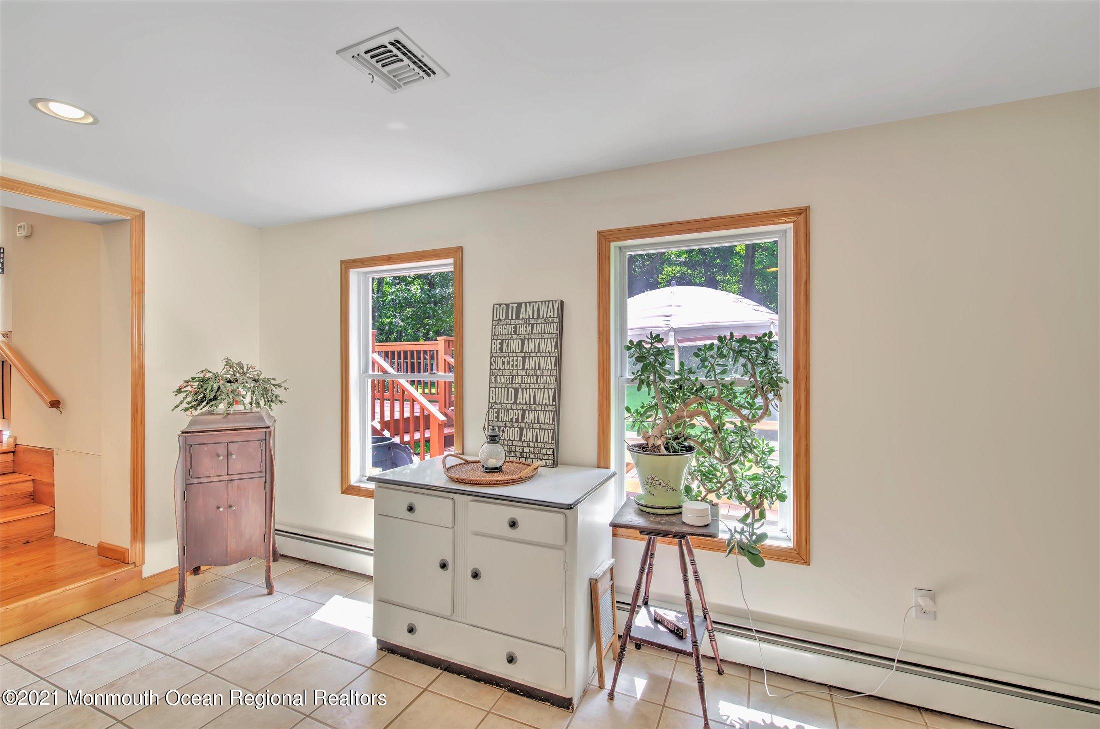 87 Millhurst Road Manalapan, NJ 07726 - Photo 17 of 44 17-EXTENSION ENTRANCE