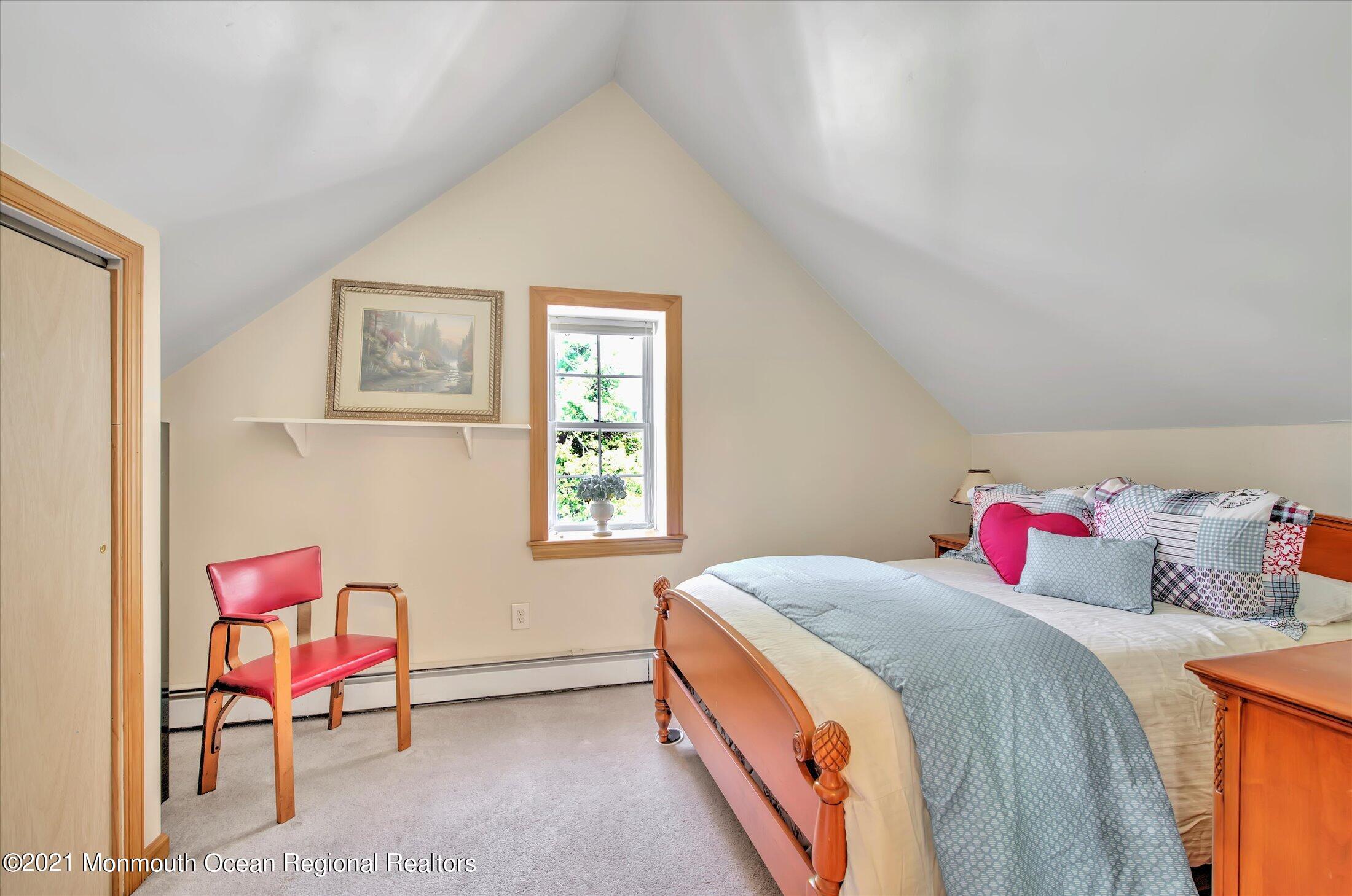 87 Millhurst Road Manalapan, NJ 07726 - Photo 26 of 44 25-BEDROOM