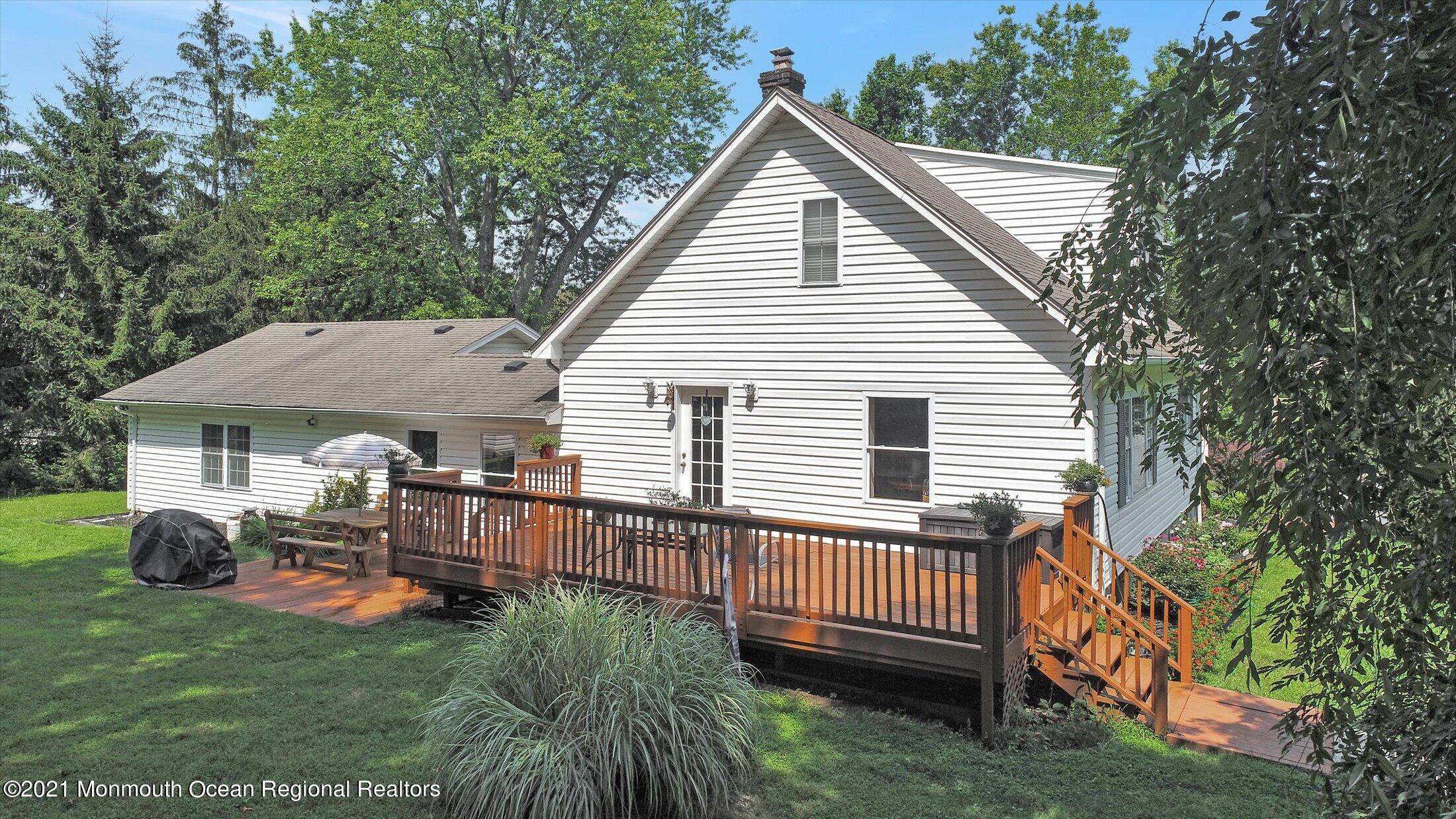 87 Millhurst Road Manalapan, NJ 07726 - Photo 28 of 44 03-Aerial
