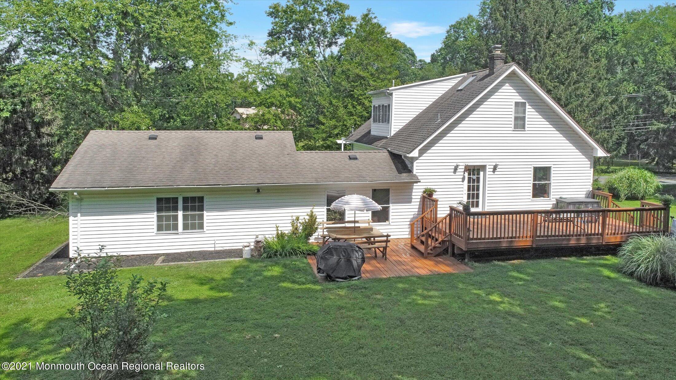 87 Millhurst Road Manalapan, NJ 07726 - Photo 29 of 44 10-Aerial