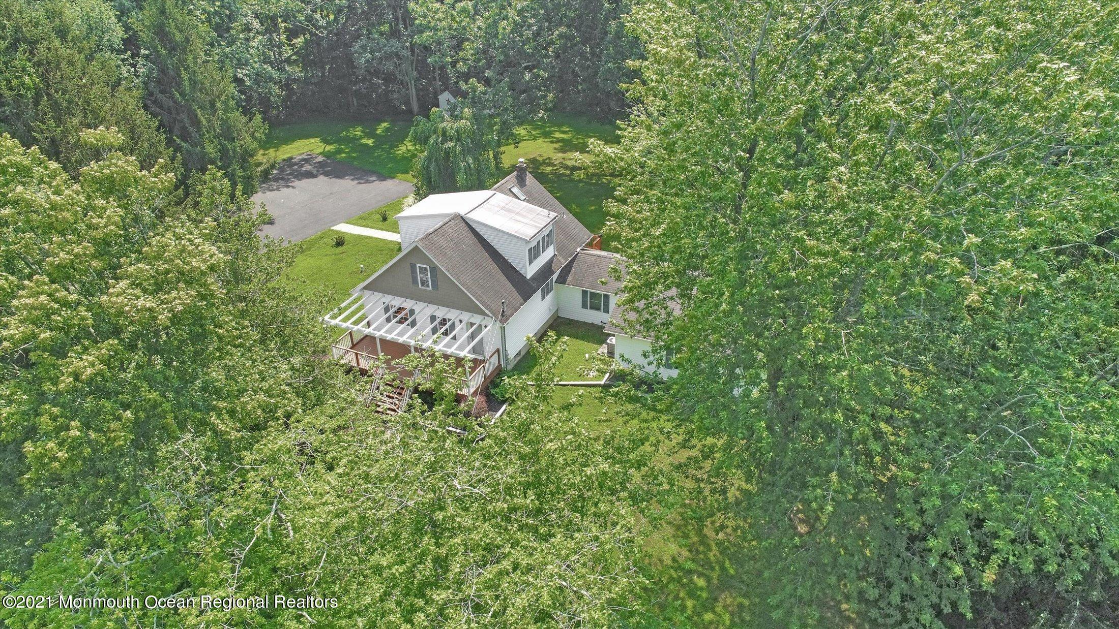 87 Millhurst Road Manalapan, NJ 07726 - Photo 34 of 44 06-Aerial