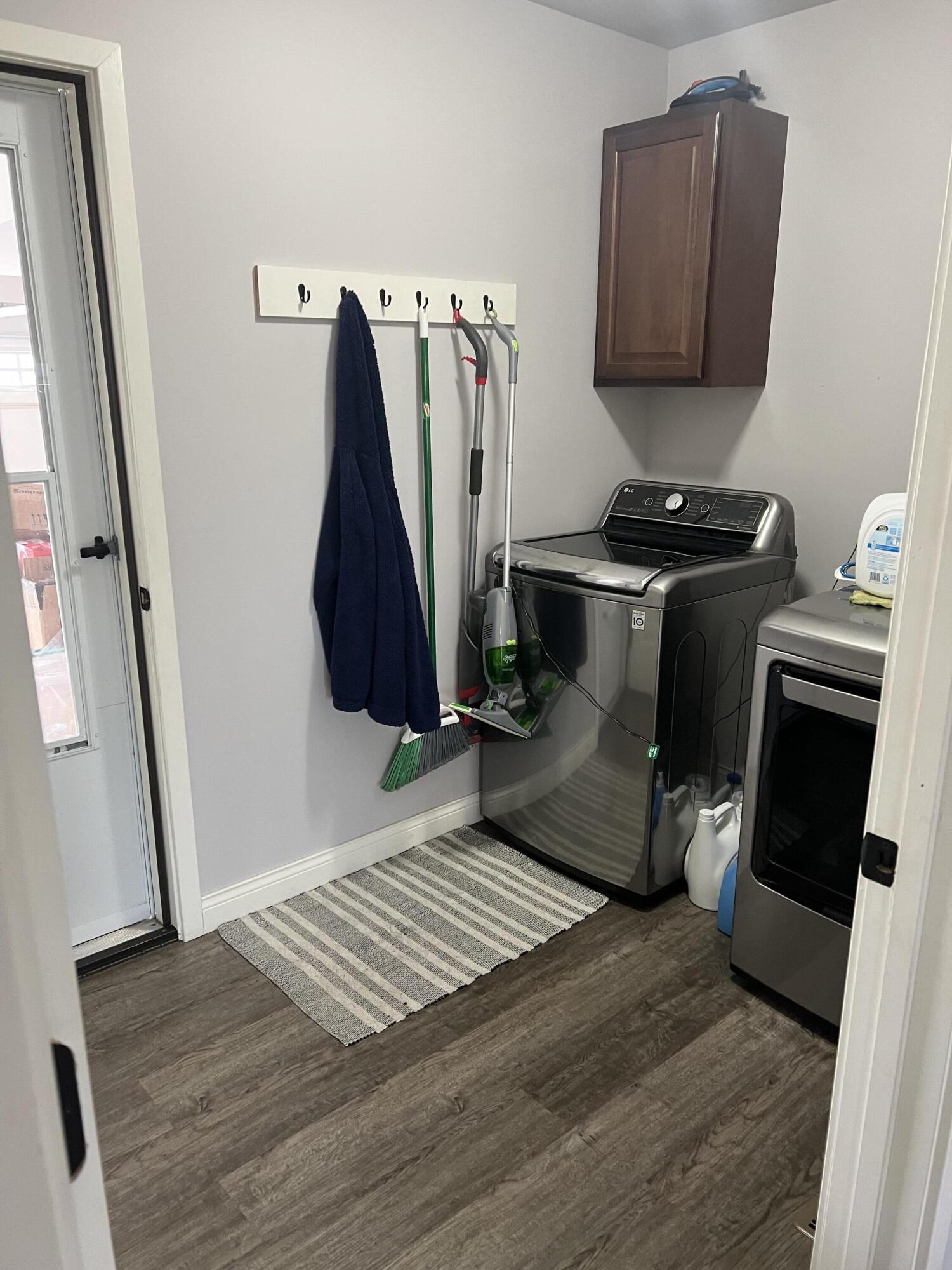 702 19th Street Southeast De Motte, IN 46310 - Photo 15 of 22 1500x2000