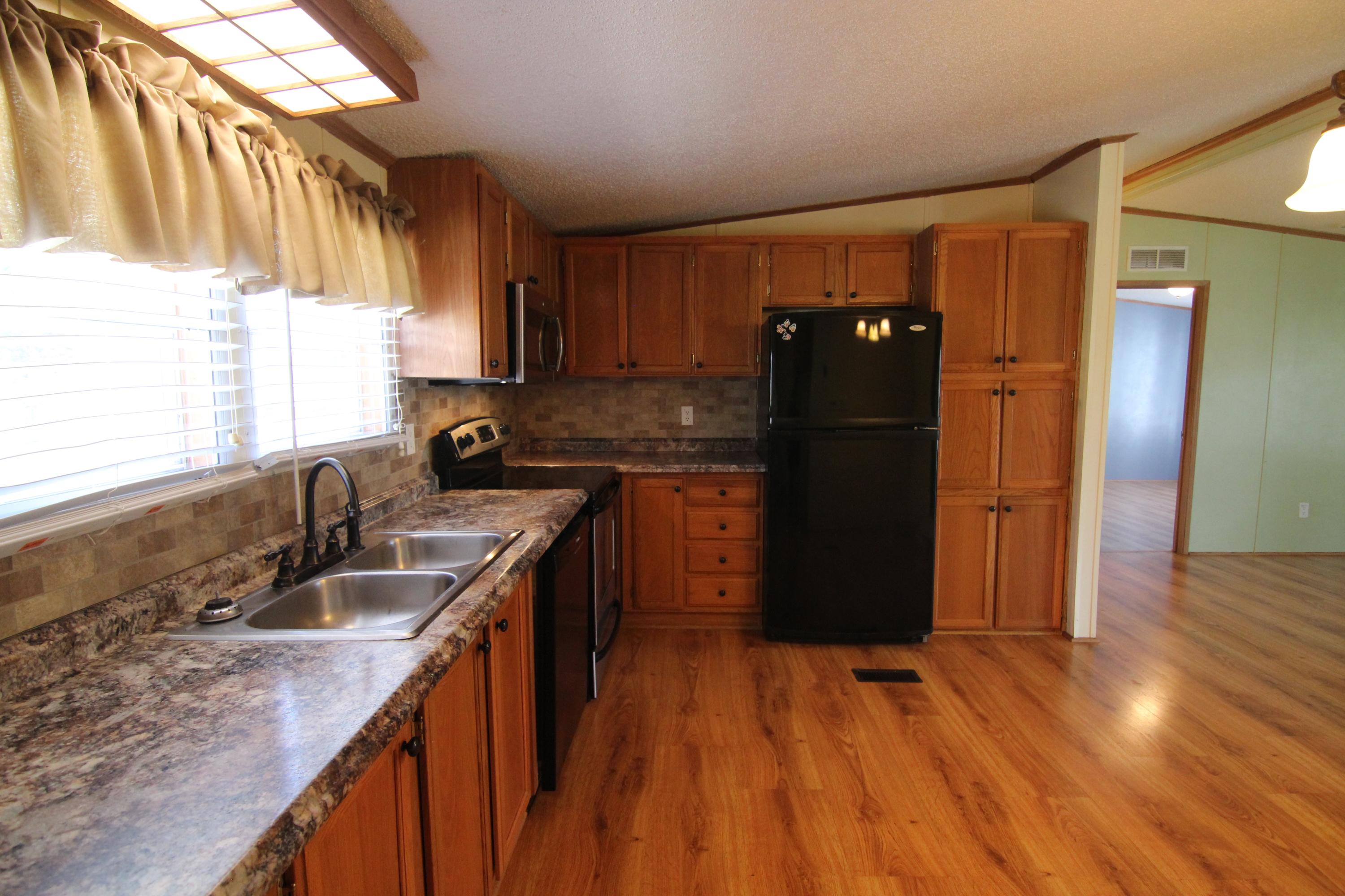 3441 Rusty Road Salem, VA 24153 - Photo 11 of 28 IMG_3909