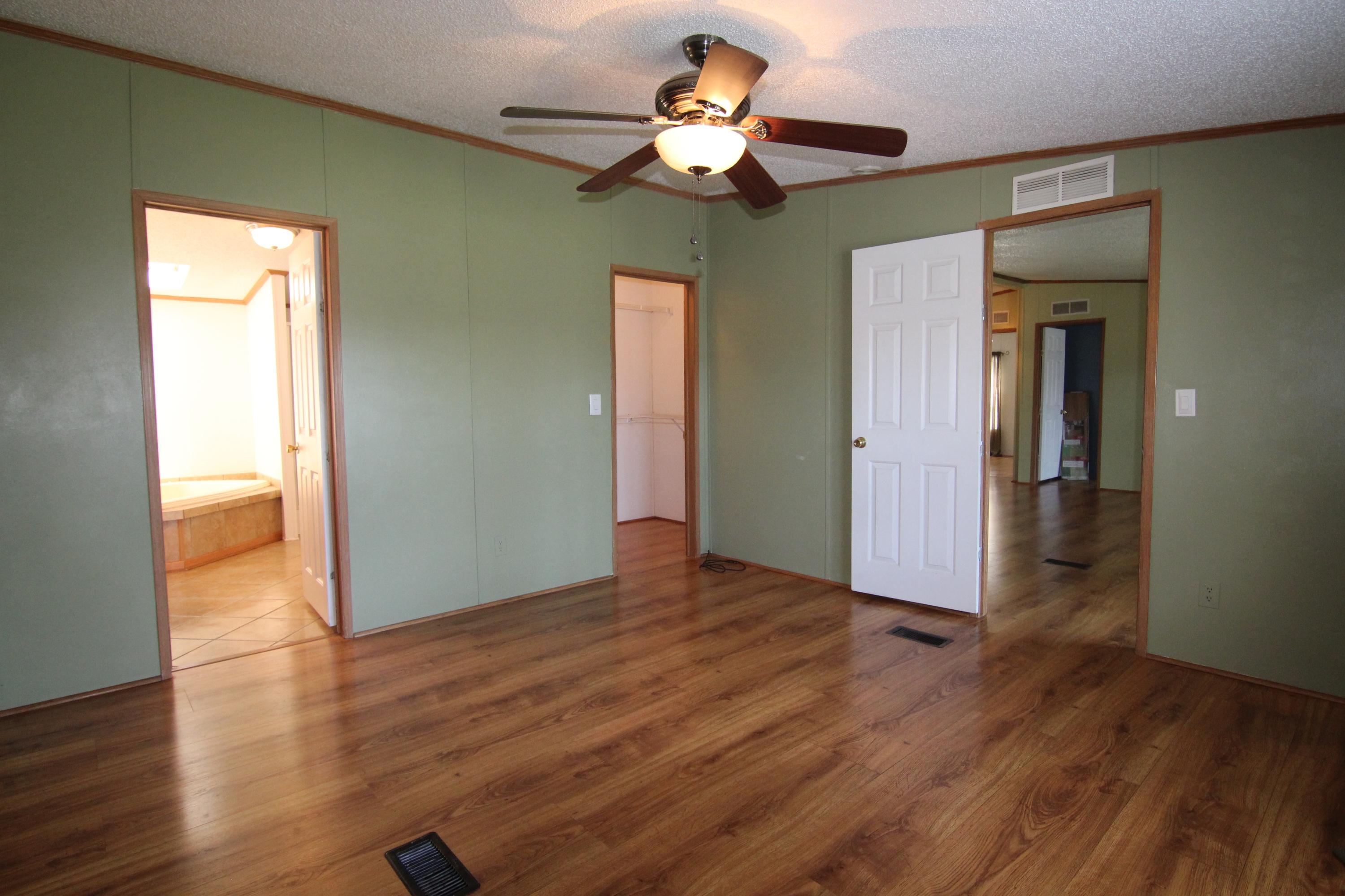 3441 Rusty Road Salem, VA 24153 - Photo 21 of 28 IMG_3927