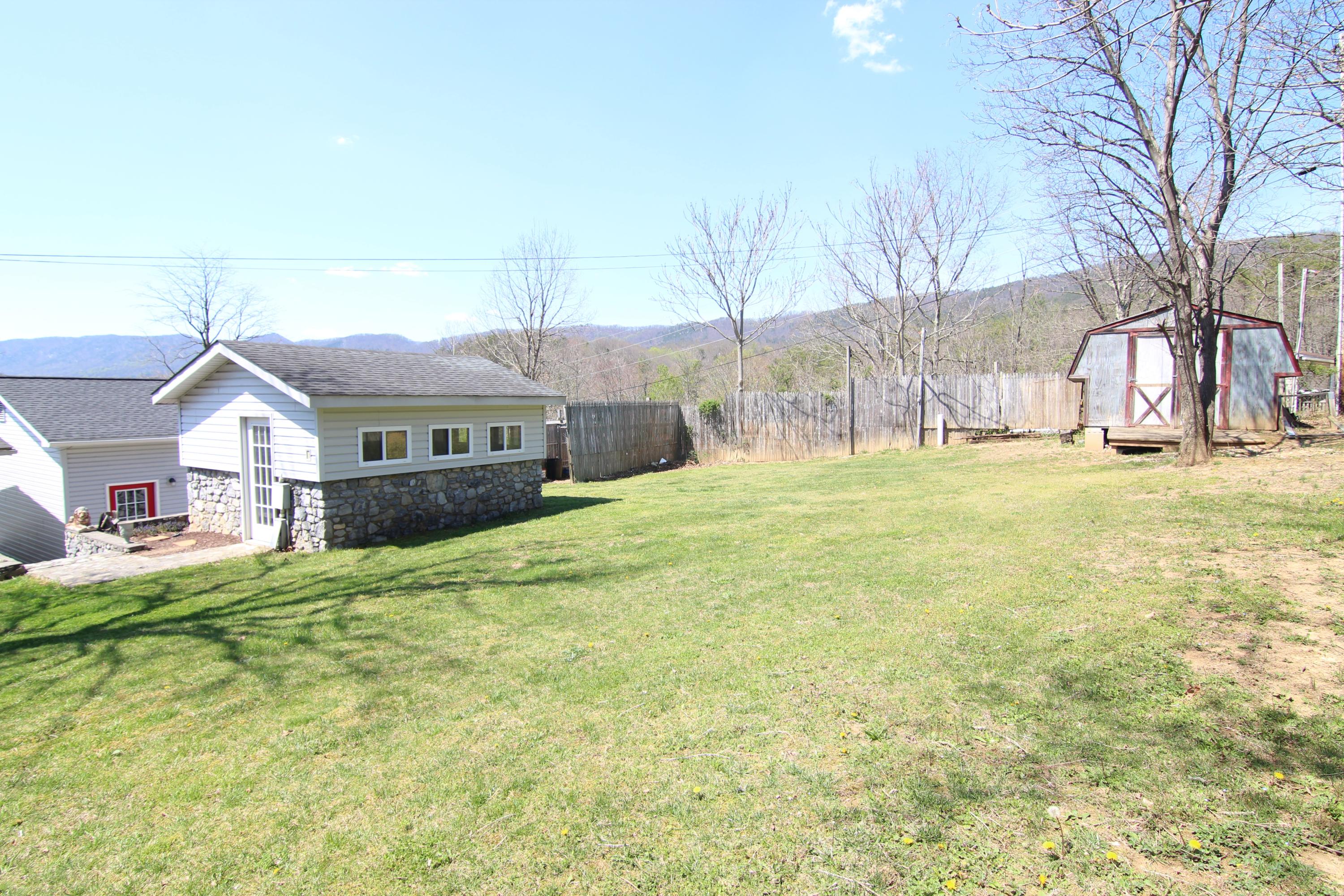 3441 Rusty Road Salem, VA 24153 - Photo 28 of 28 IMG_3941