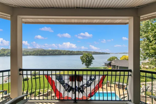 $2,899,900 | E12261 Timber Rdg Trail, Prairie du Sac, WI 53578