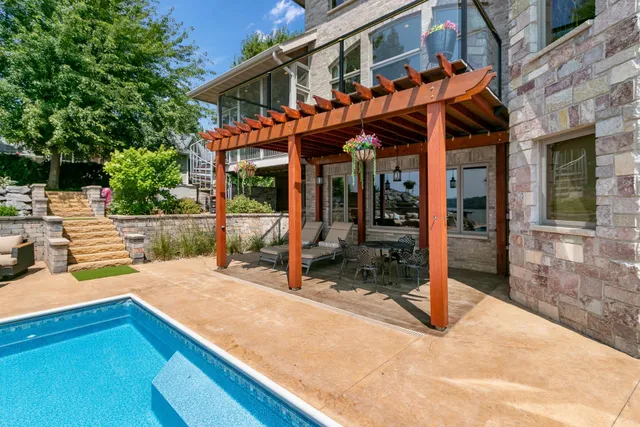 $2,899,900 | E12261 Timber Rdg Trail, Prairie du Sac, WI 53578