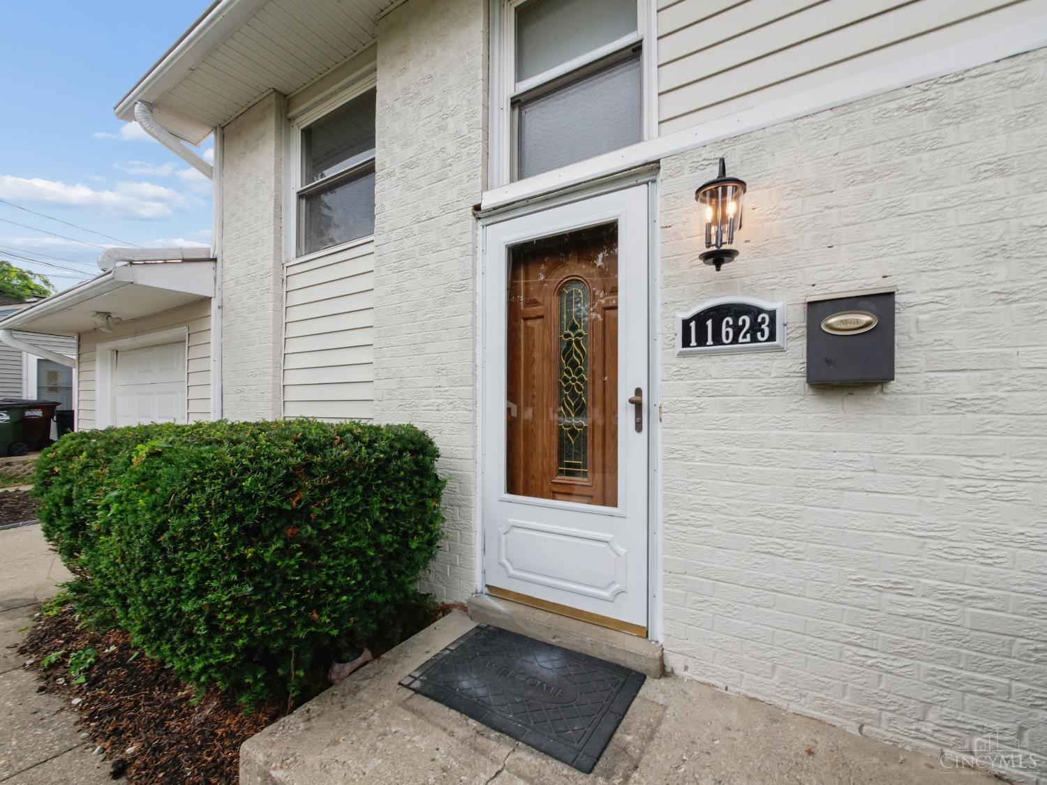 11623 Kenn Road Cincinnati, OH 45240 - Photo 4 of 33