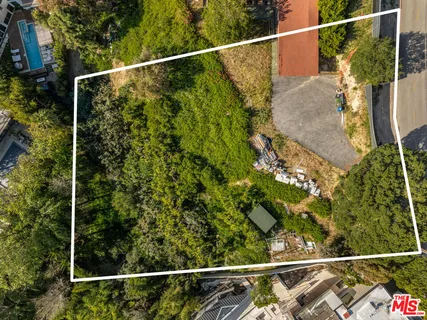 $5,800,000 | 741 North Tigertail Road, Los Angeles, CA 90049