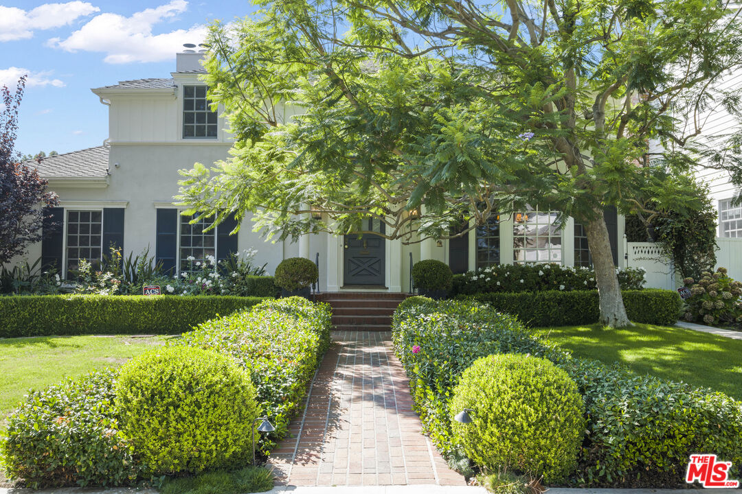 555 Loring Avenue, Los Angeles, CA 90024 Compass