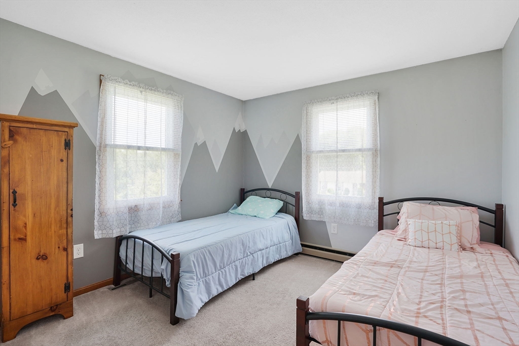 121 Beacon Hill Road West Springfield, MA 01089 - Photo 15 of 28 Gallery Image 15