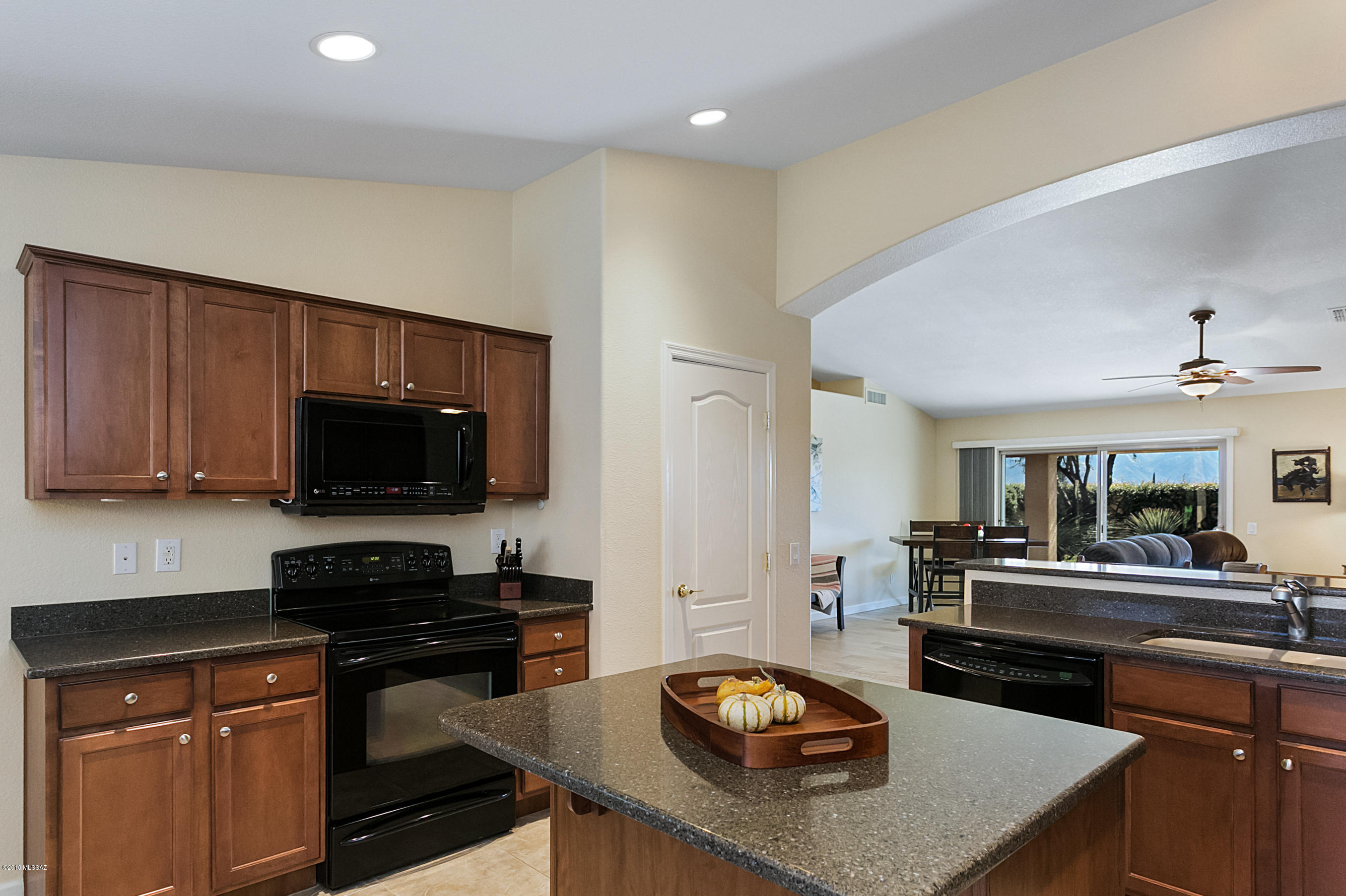 61667 East Border Rock Road Tucson, AZ 85739 - Photo 8 of 29 Gallery Image 8