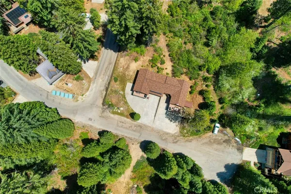 $2,350,000 | 7400 Choke Cherry Lane, Yosemite National Park, CA 95389