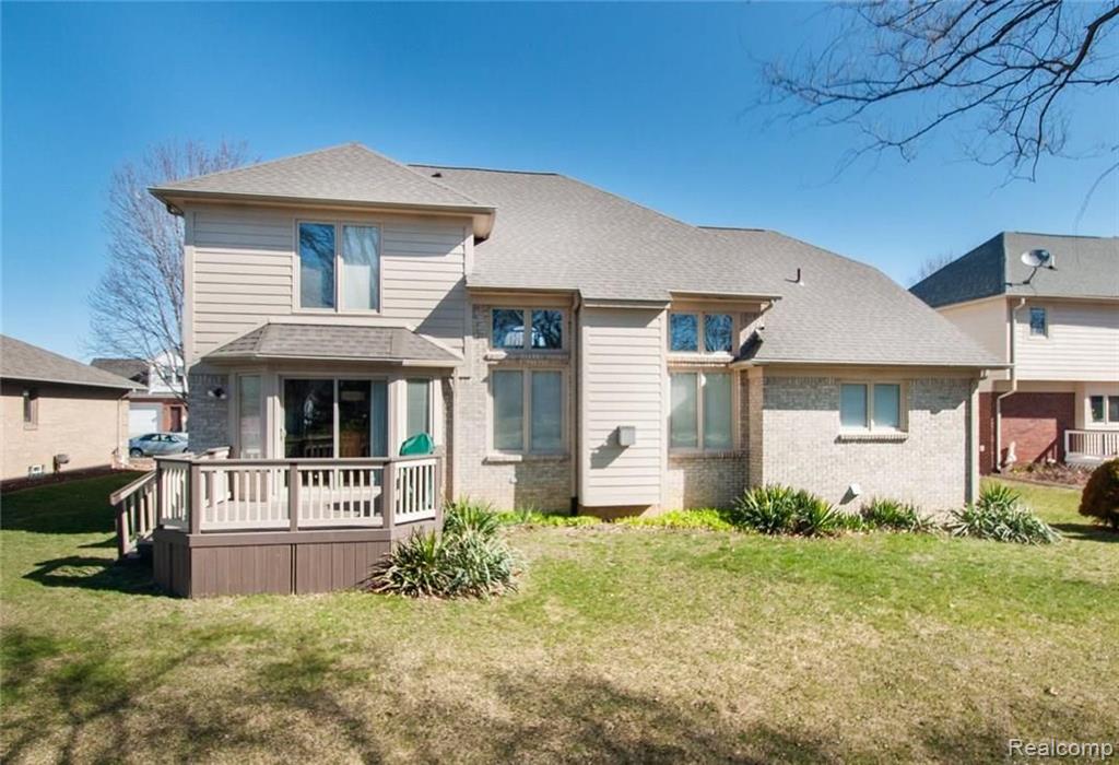 1934 South Shore Drive Rochester Hills, MI 48307 - Photo 2 of 42