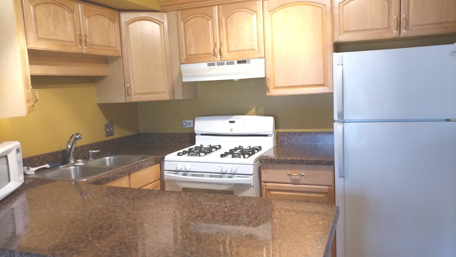 79 Woodhills Bay Road Fox Lake, IL 60020 - Photo 3 of 15