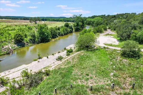 $1,100,000 | 250 Hidden Oaks Road, Wimberley, TX 78676