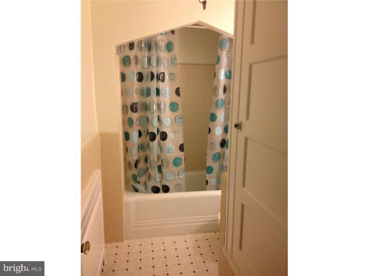 1837 Ashley Road Philadelphia, PA 19126 - Photo 19 of 23 Bathroom