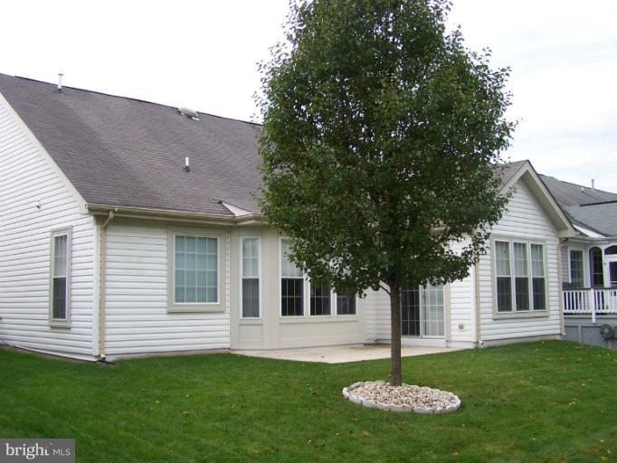 Exterior (Rear)