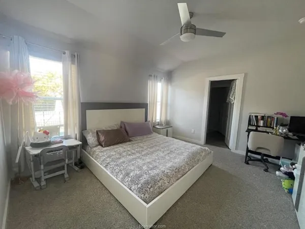 $2,200 | 965 Lady Bird Lane, College Station, TX 77845