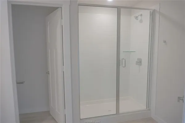 $2,200 | 965 Lady Bird Lane, College Station, TX 77845